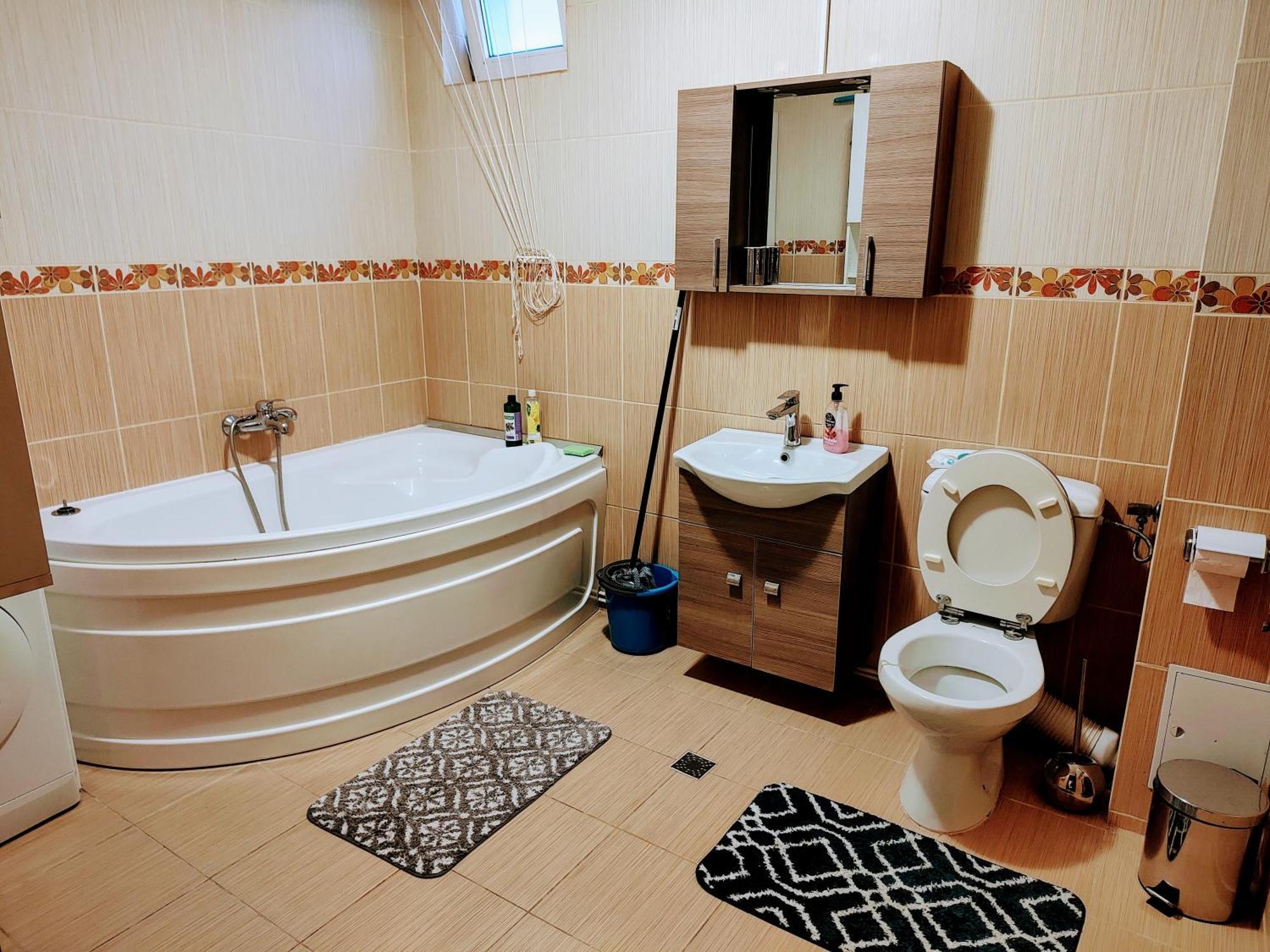 Apartament Cu 3 Camere Popesti-Leordeni Εξωτερικό φωτογραφία
